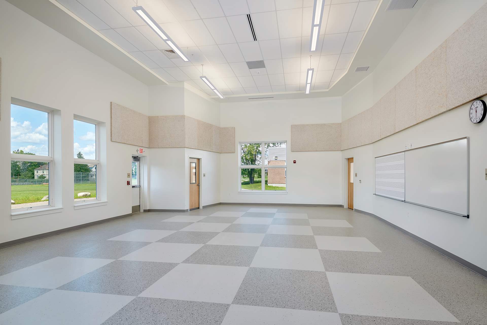 Altro Quartz Tile in a classroom