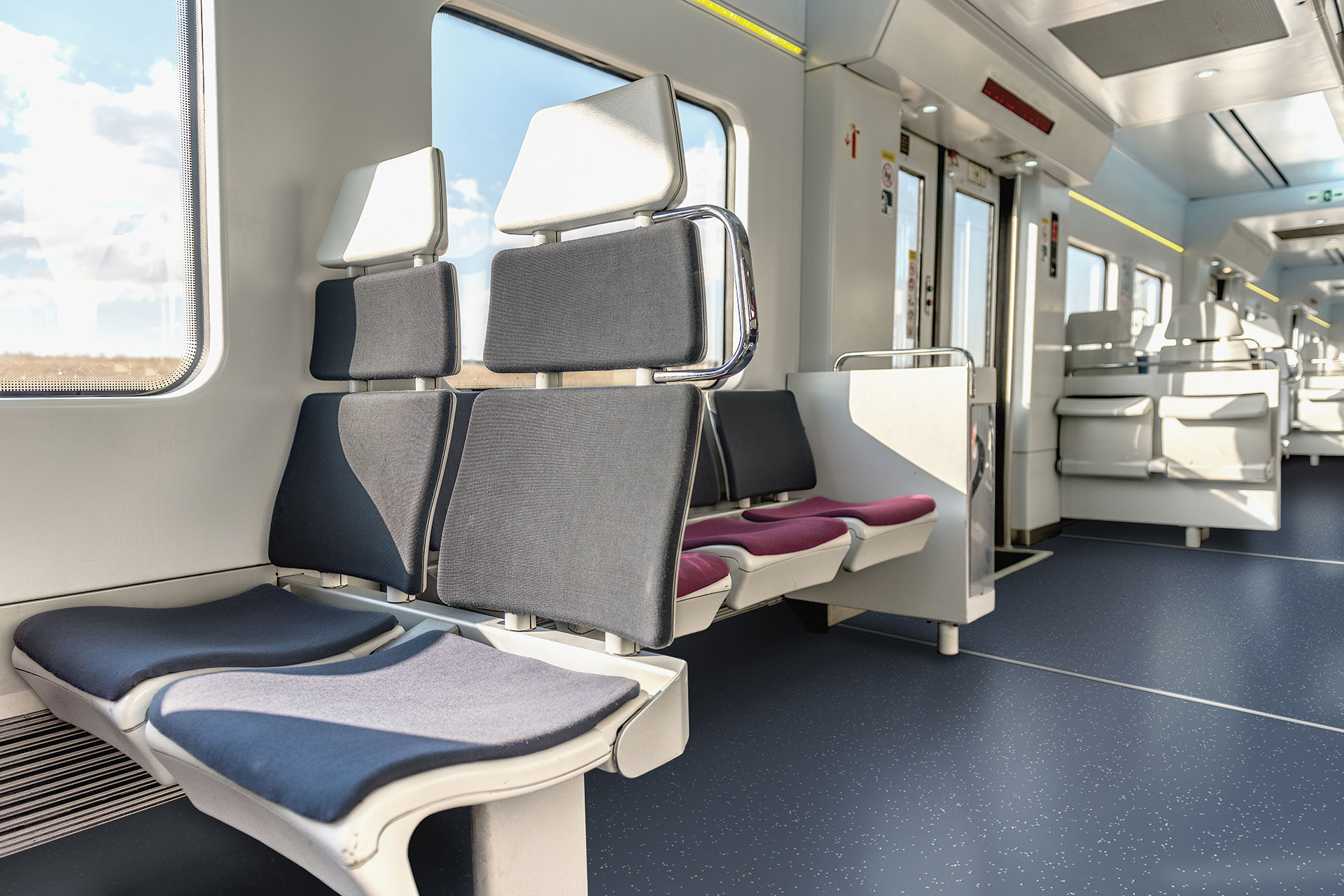 Altro Transflor Motus in Union installed on a commuter train.