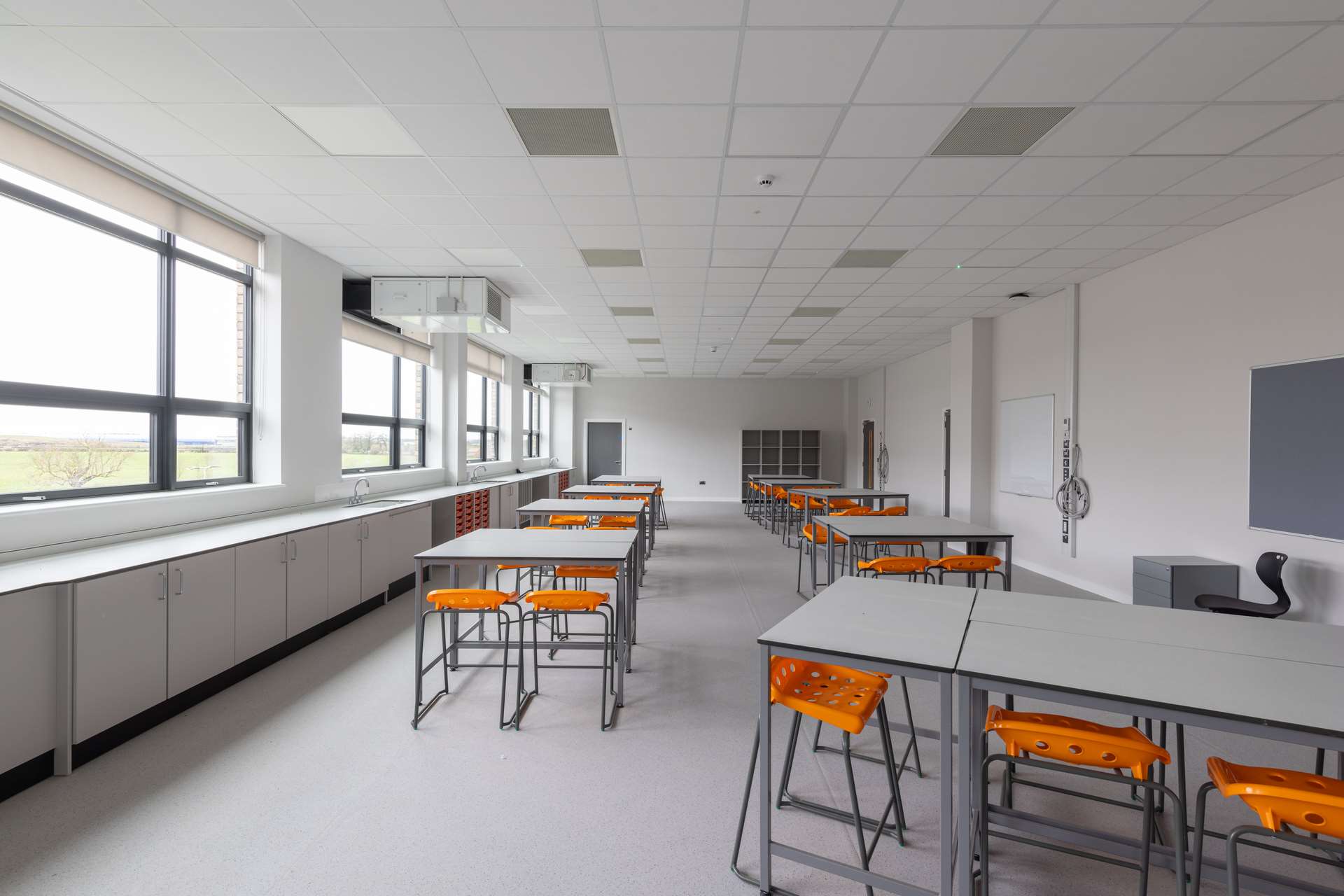 Weldon Village Academy, Corby